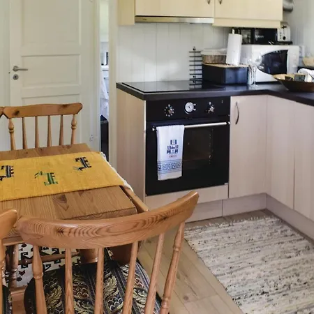 Дом отдыха Nice In Averoy W/ Wifi And 2 Bedrooms *
